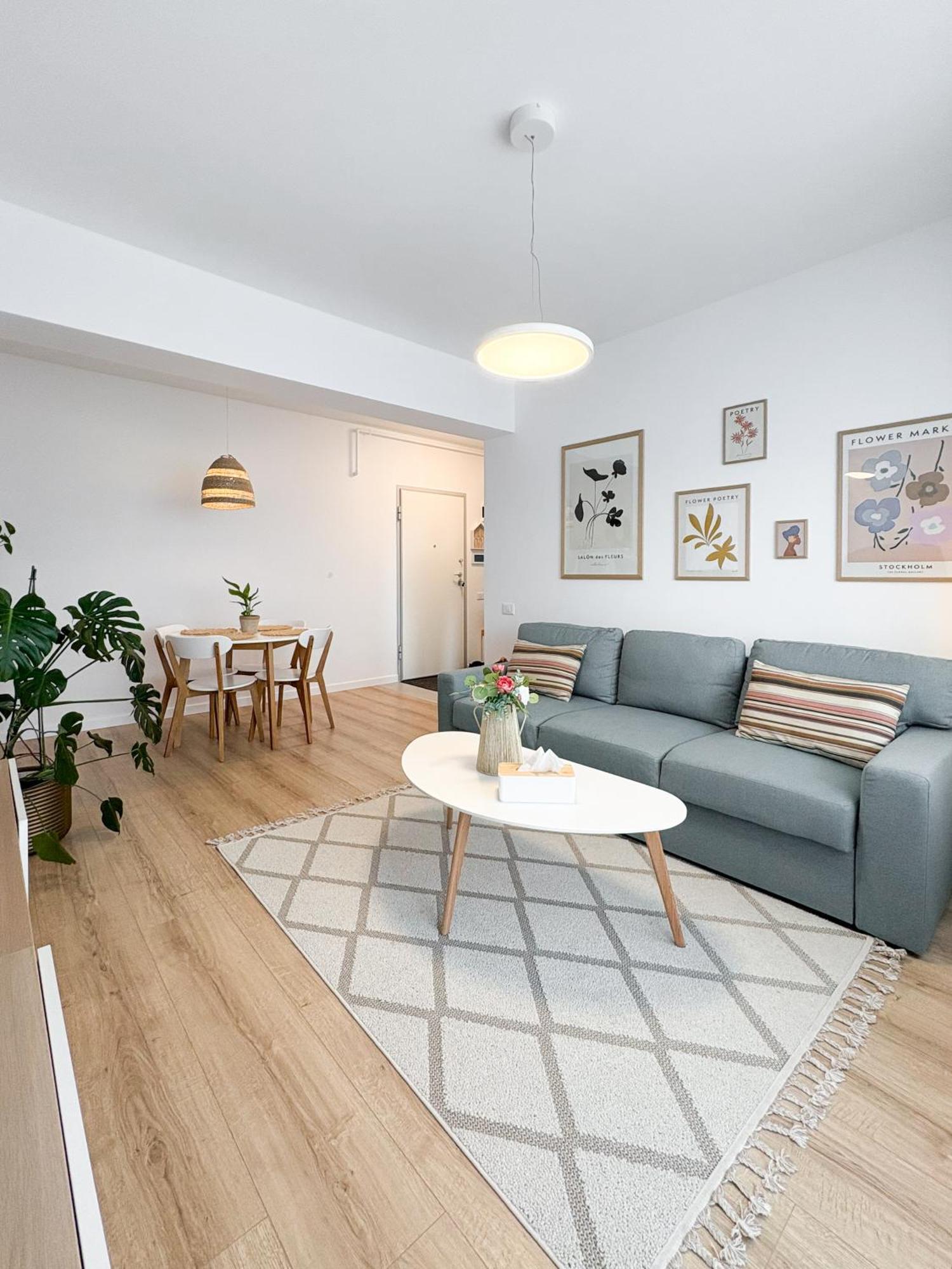 The Cozy Flat - Modern, New, 2 Rooms Apartment, Parking Bucharest Exterior photo